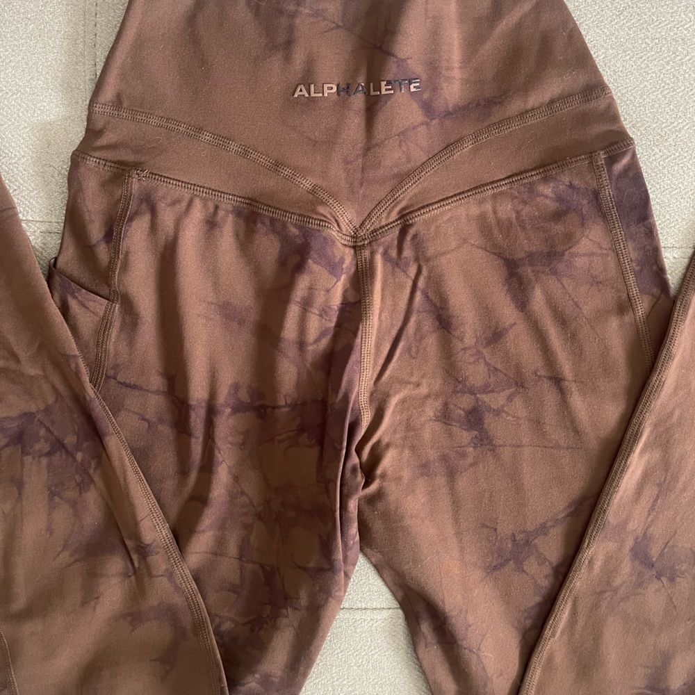 Alphalete Alphalux Brown Tie Dye Leggings (Selling Matching Bra)